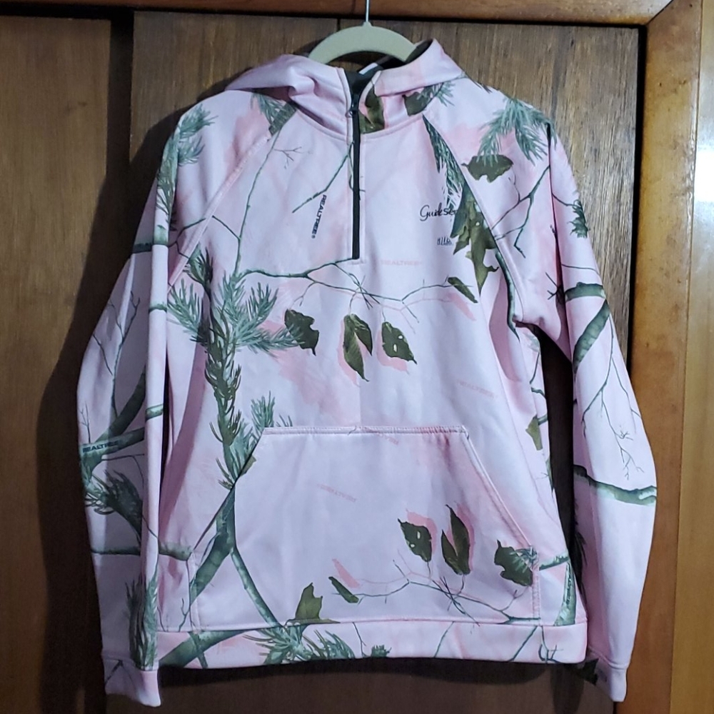 Pink camo sweatshirt